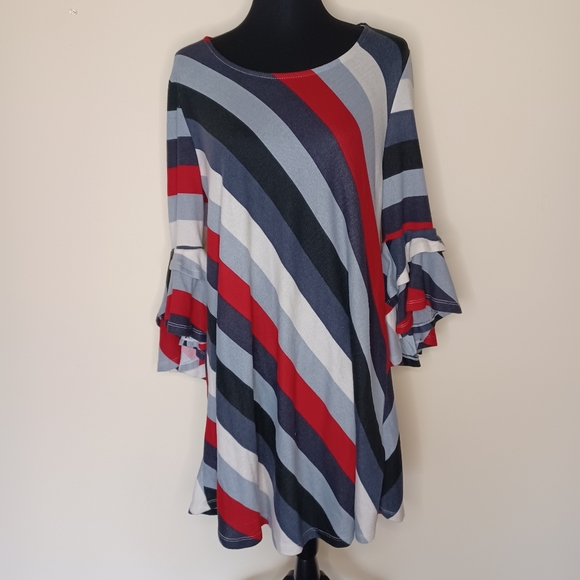 Umgee Dress Size M Blue Red Cream Striped Flutter Bell Sleeve Small Knit - Picture 11 of 11